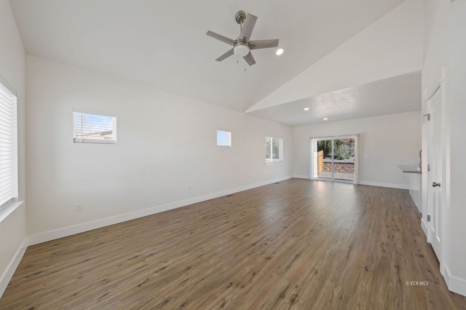 5448 Branding Iron Way Property Photo 3