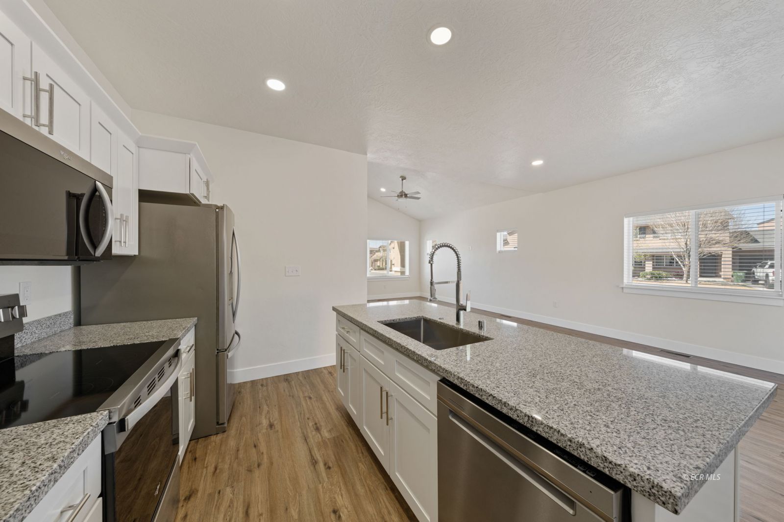 5448 Branding Iron Way Property Photo 14
