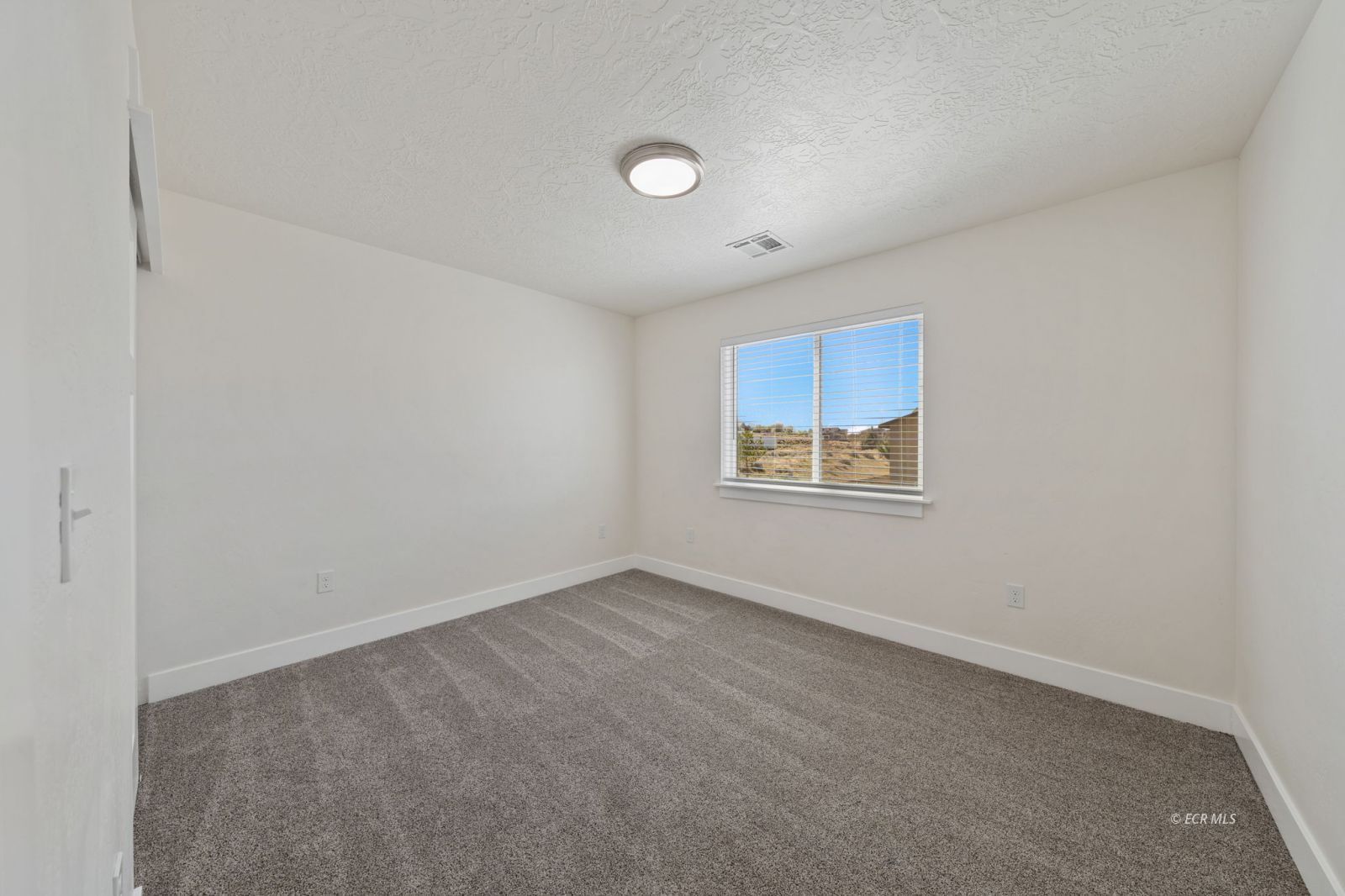5448 Branding Iron Way Property Photo 24