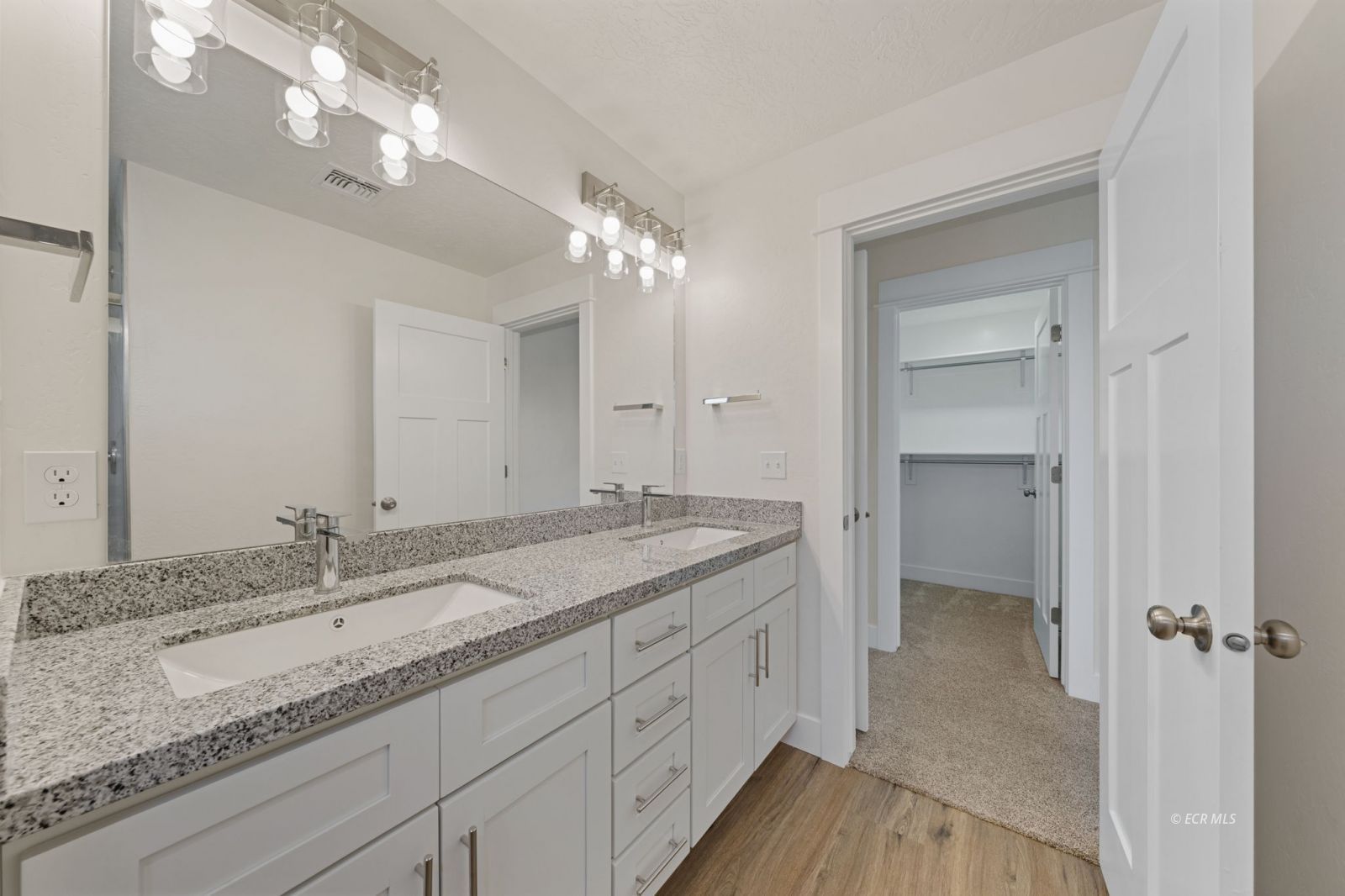 5448 Branding Iron Way Property Photo 44