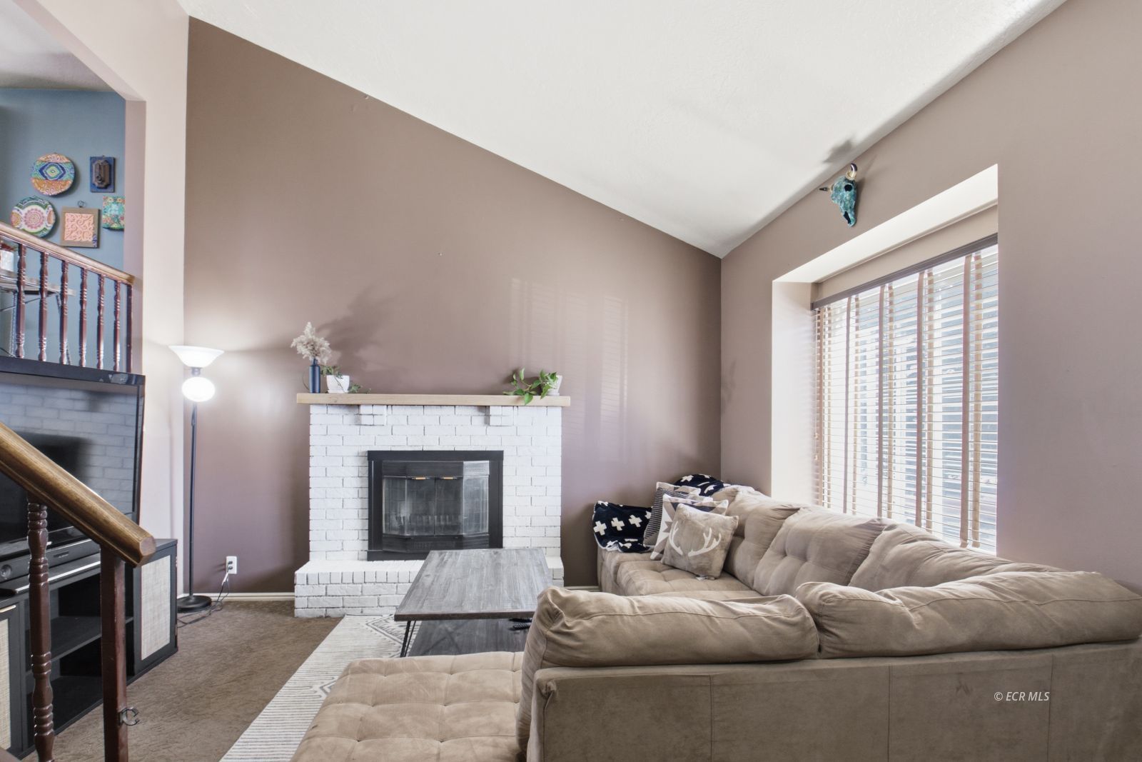 2317 Sierra Drive Property Photo 11