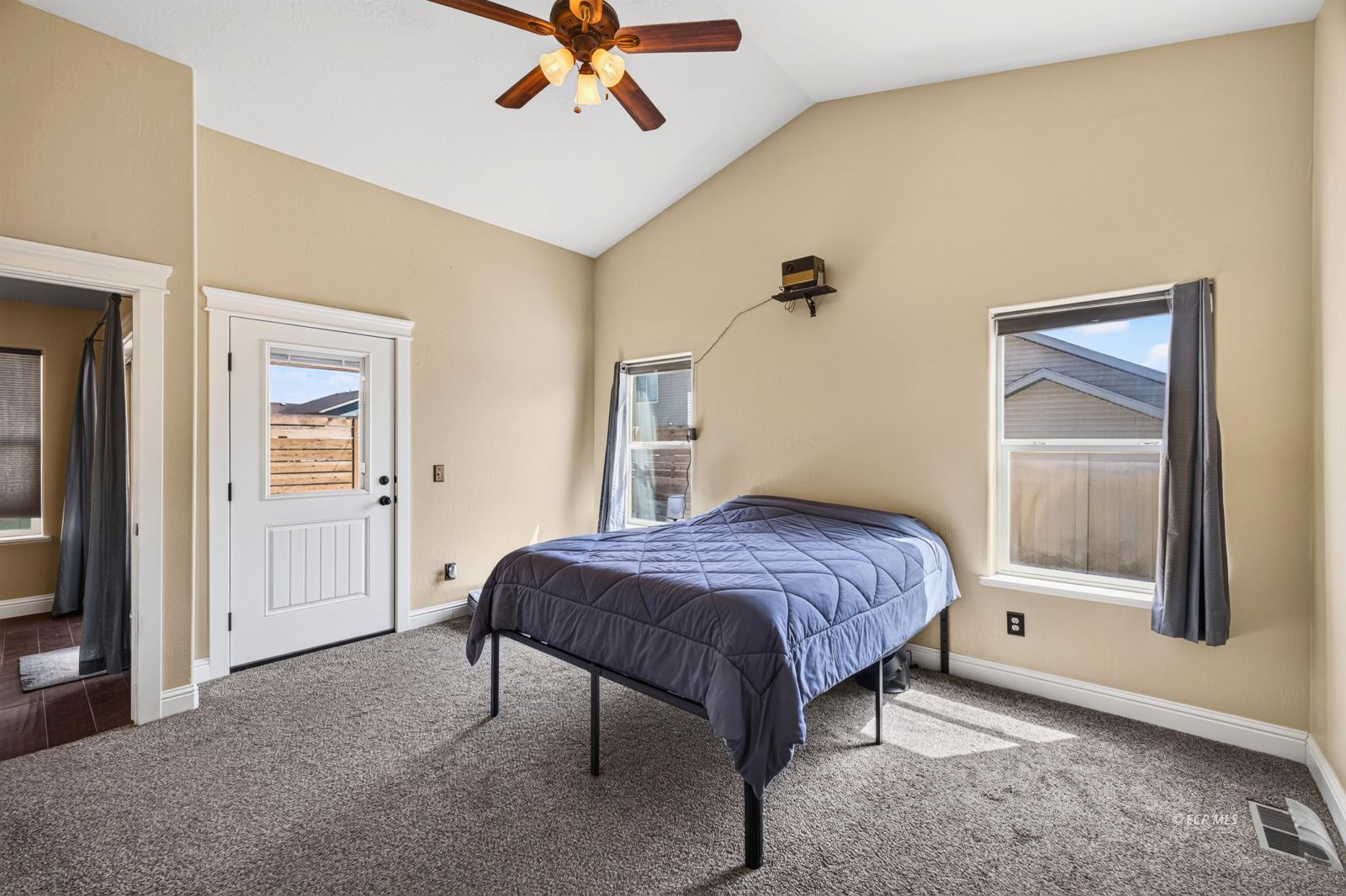 3573 Boulder Creek Property Photo 7