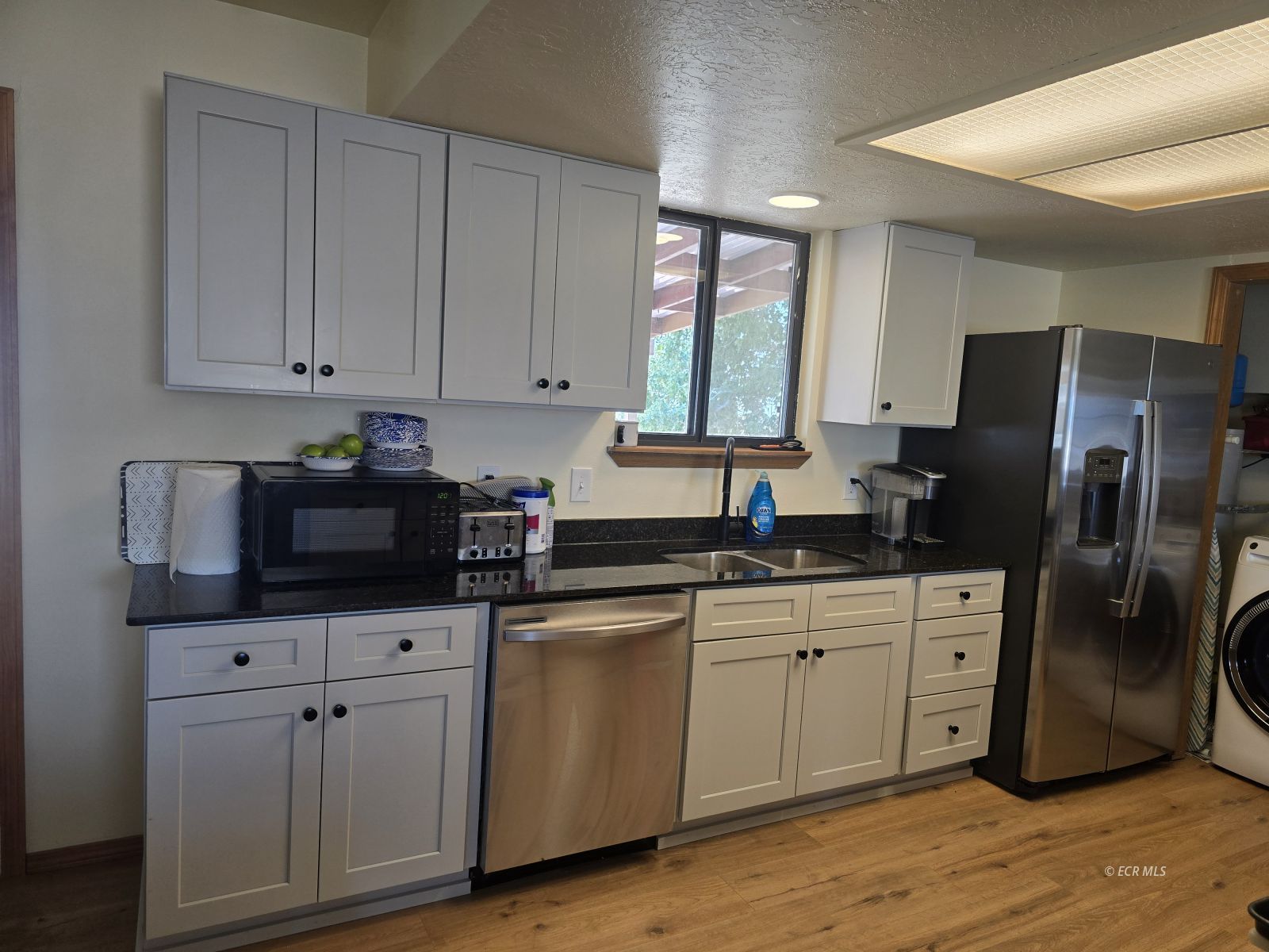 755 Devon Drive Property Photo 14