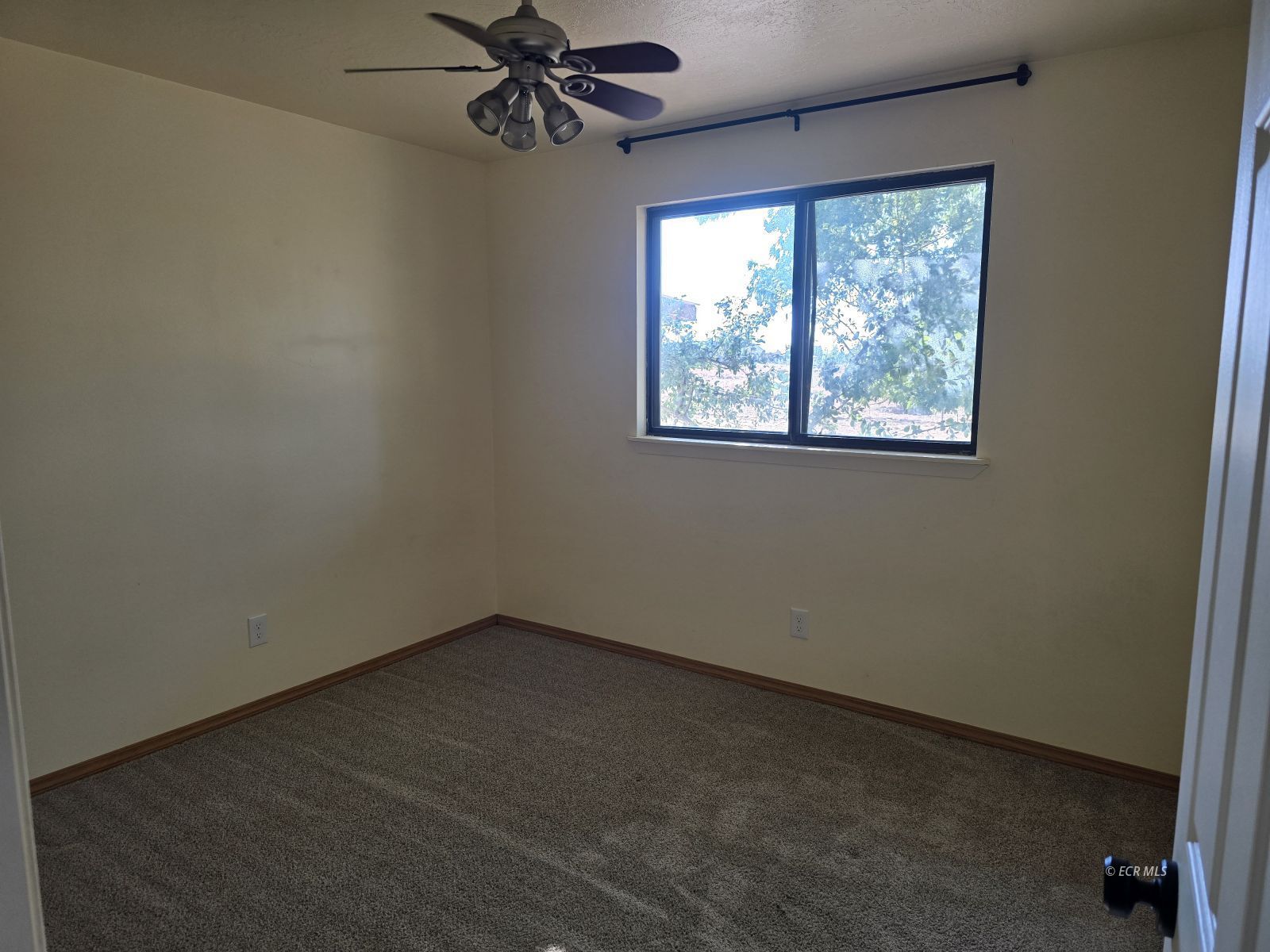 755 Devon Drive Property Photo 19