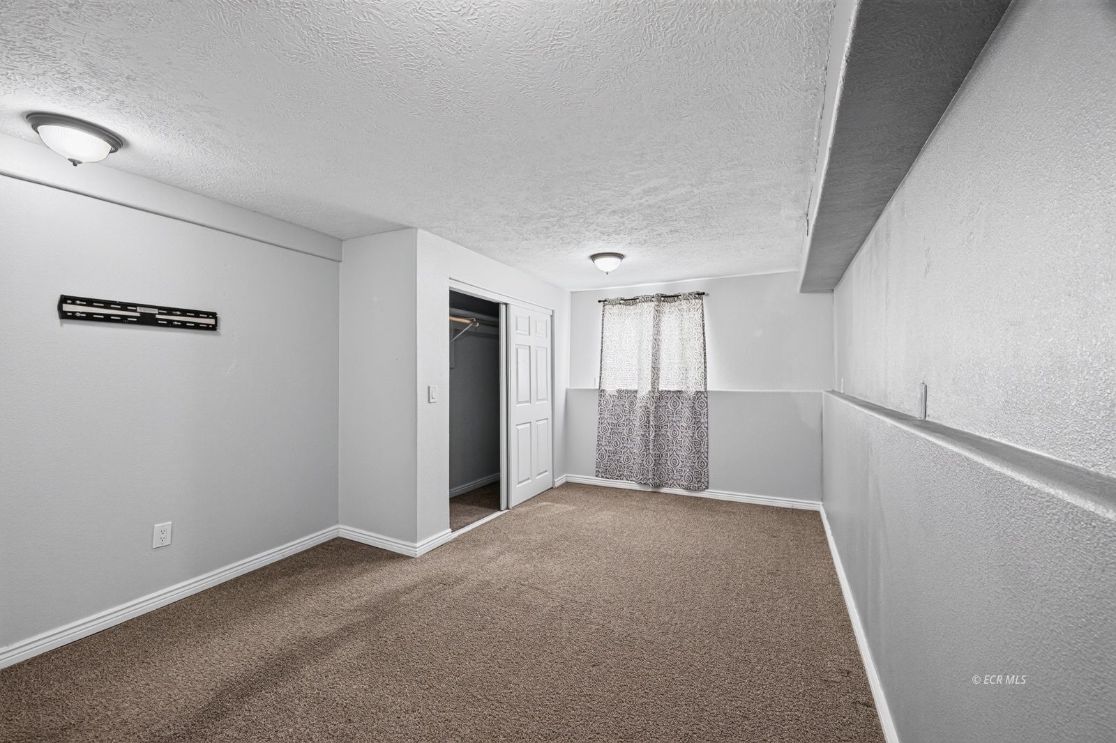 1271 Southside Drive Property Photo 27