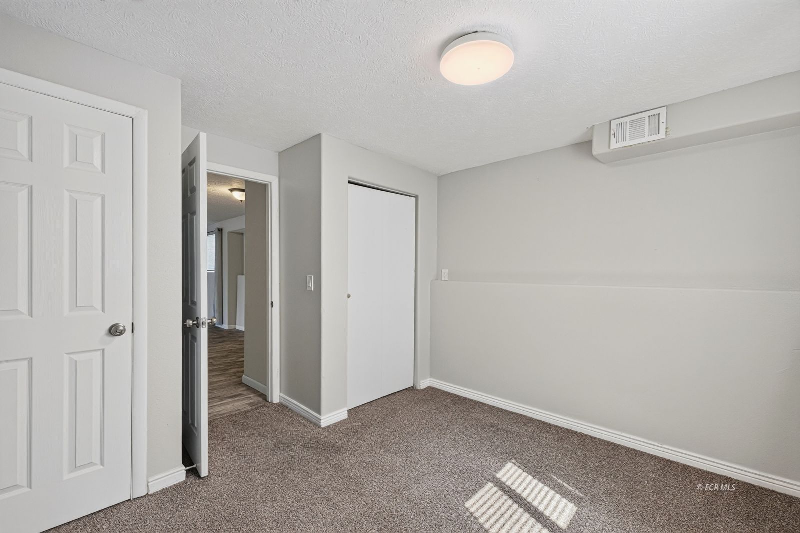 1271 Southside Drive Property Photo 31