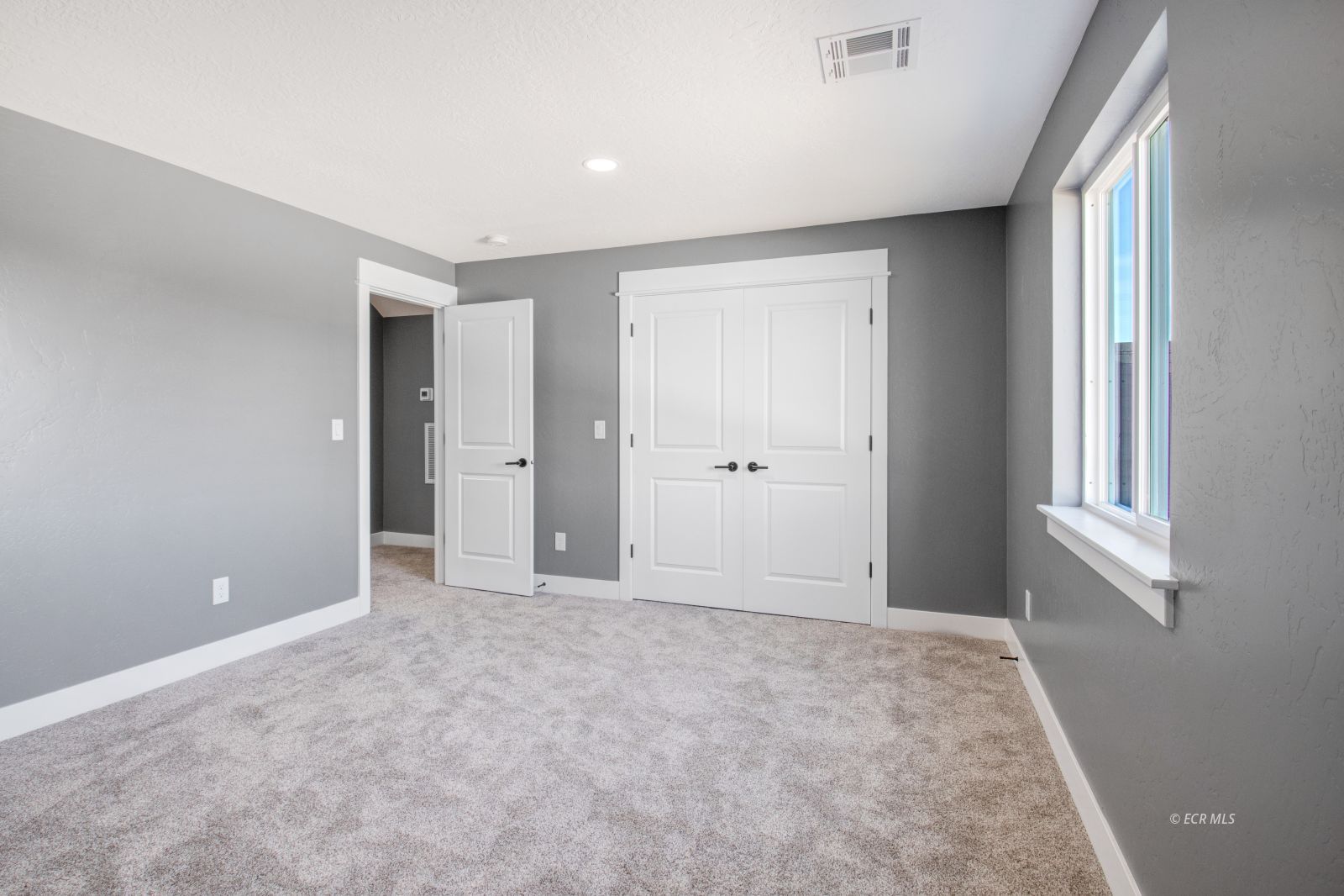 2041 Eagle Ridge Loop 11 Property Photo 26