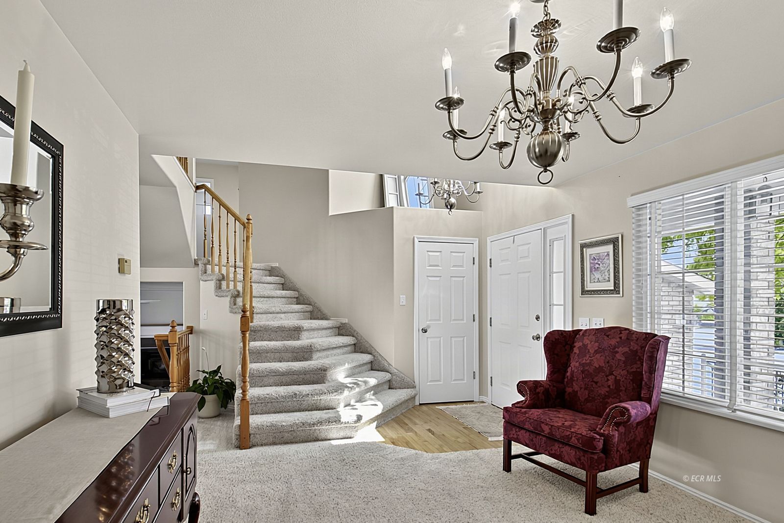 468 Quail Circle Property Photo 8