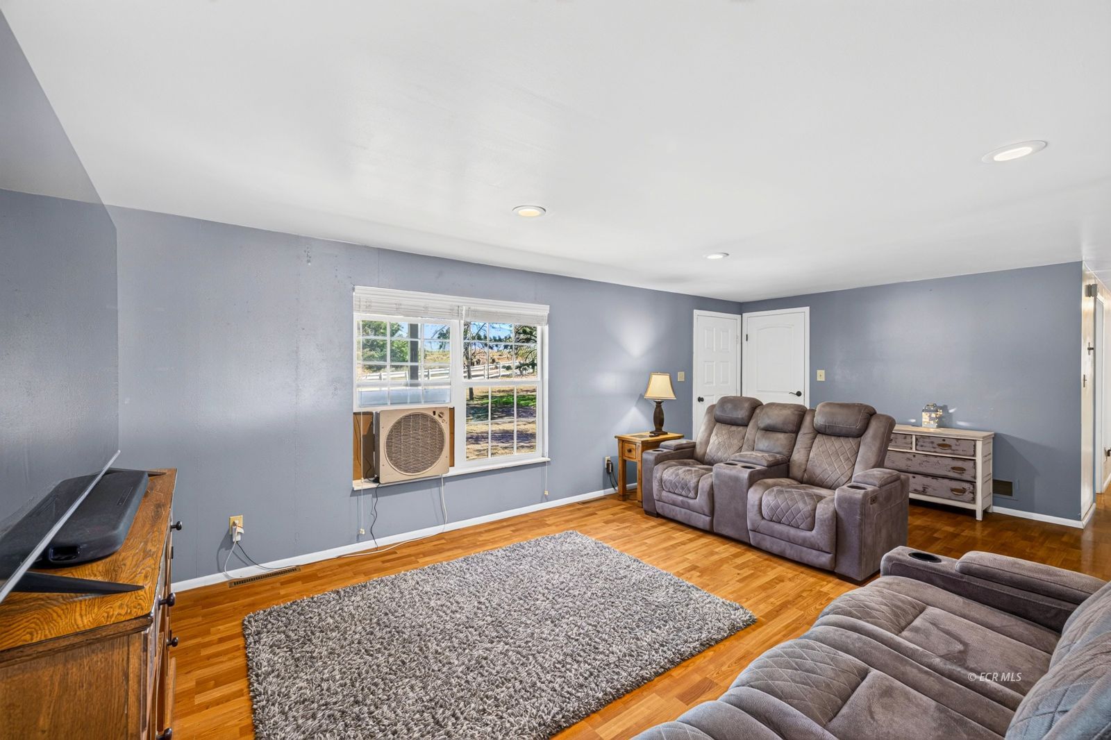 715 Wolcott Drive Property Photo 9