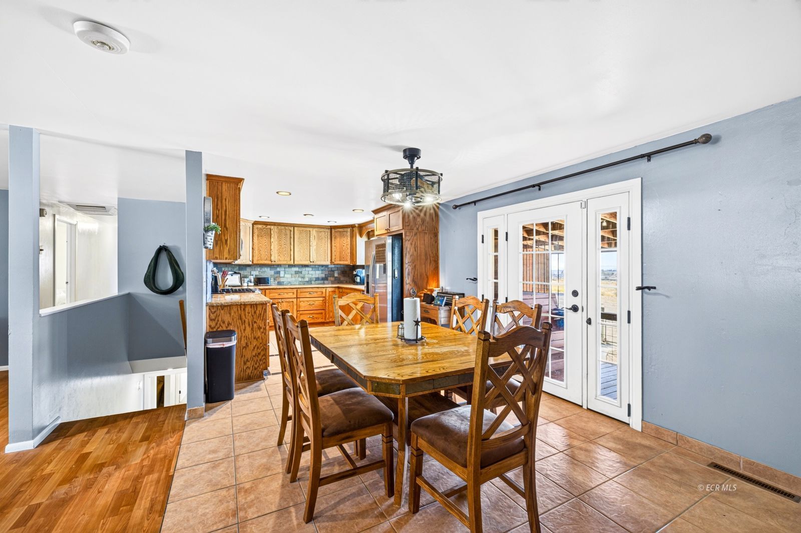 715 Wolcott Drive Property Photo 12