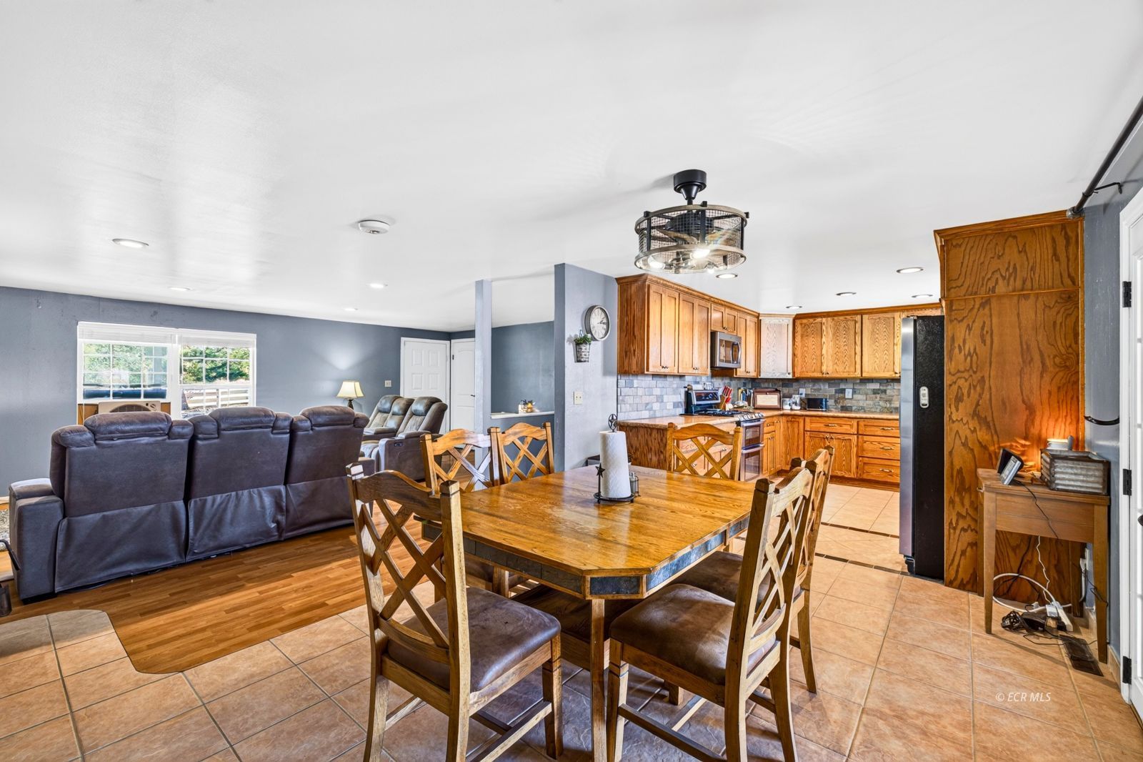 715 Wolcott Drive Property Photo 13