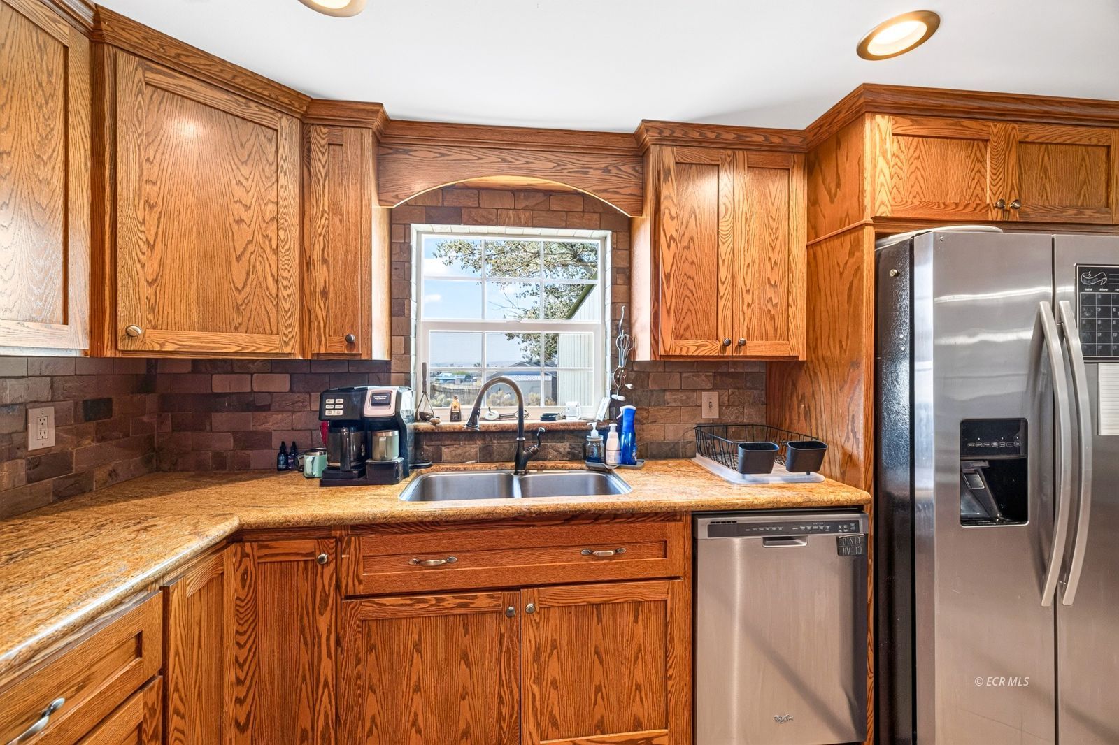 715 Wolcott Drive Property Photo 16