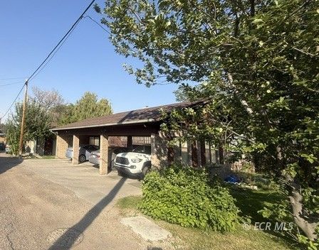 123 W Cedar Street Property Photo 10