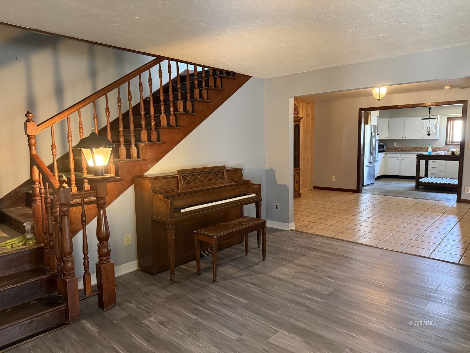 271 4th Street Property Photo 4