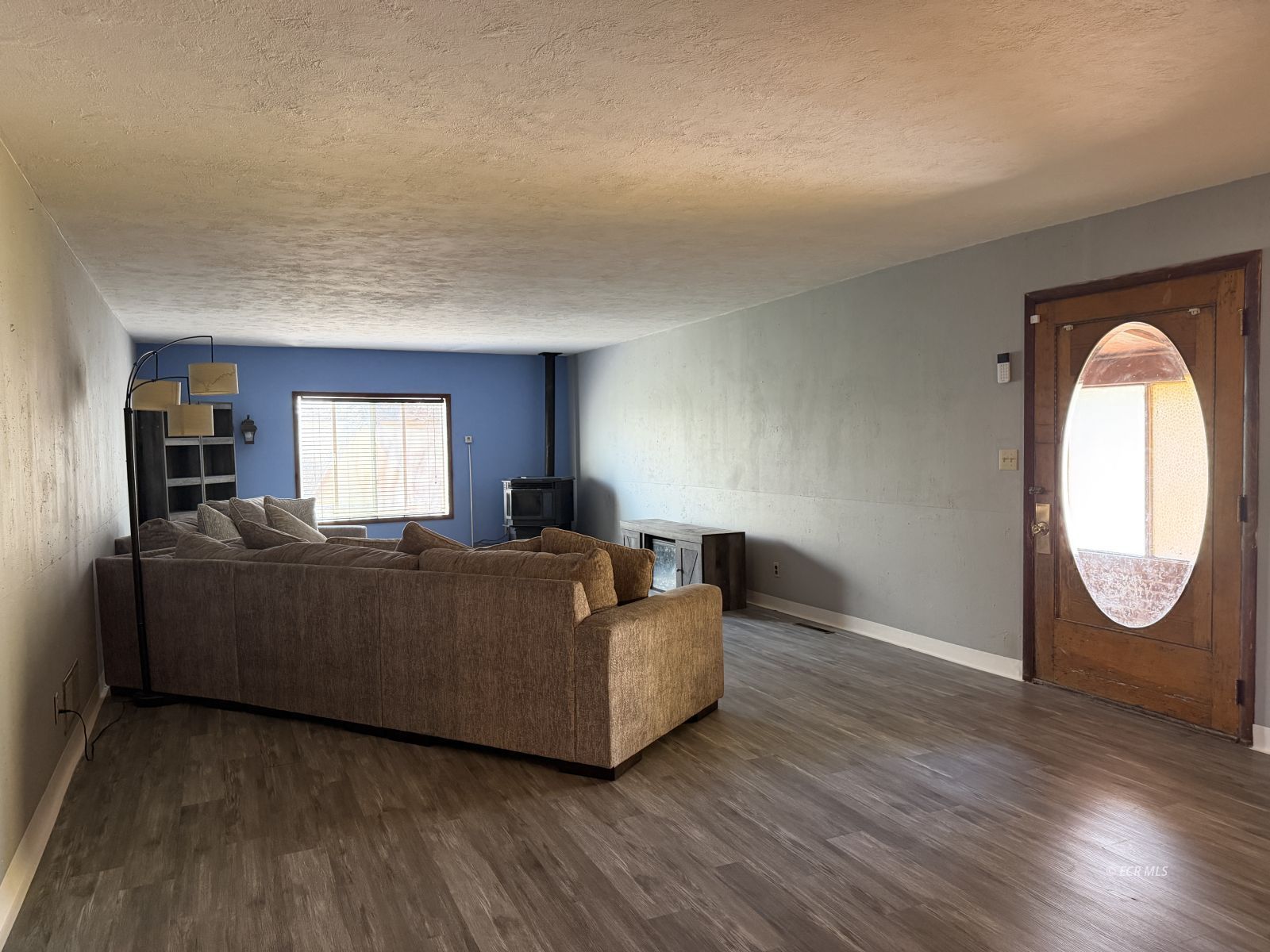 271 4th Street Property Photo 6