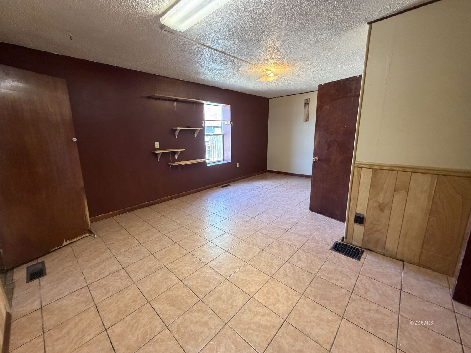271 4th Street Property Photo 18