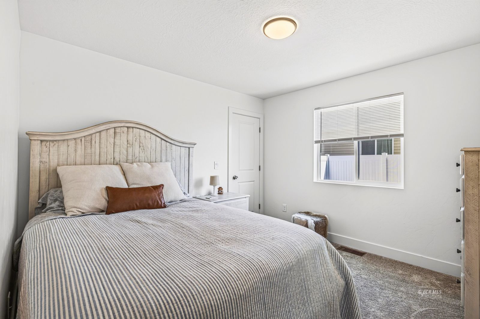 1486 Daisy Drive Property Photo 34
