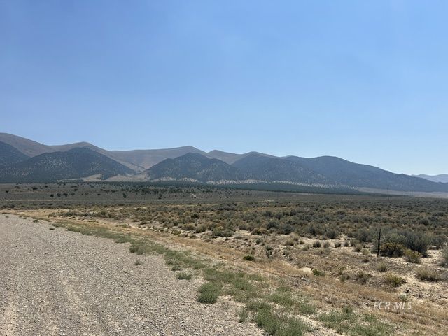 Gitla Ave Property Photo 4