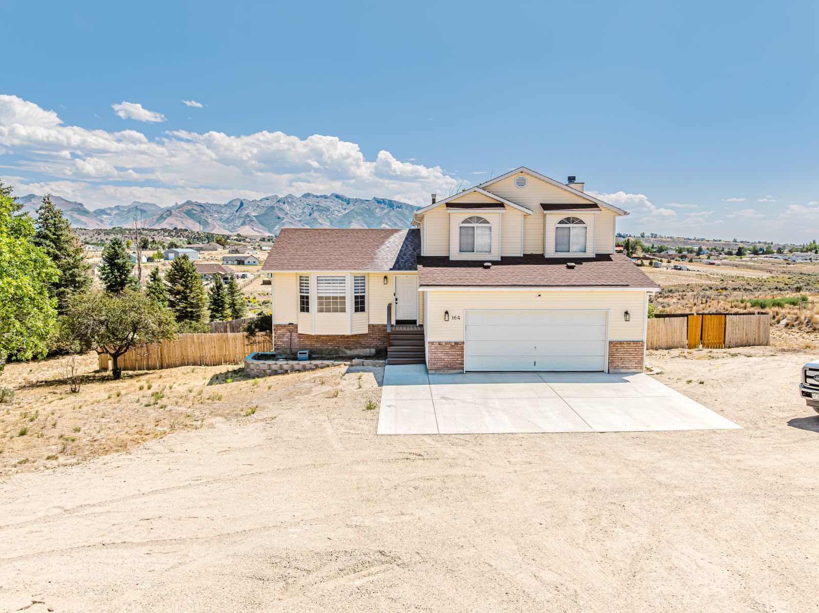 164 Cascade Drive Property Photo 1