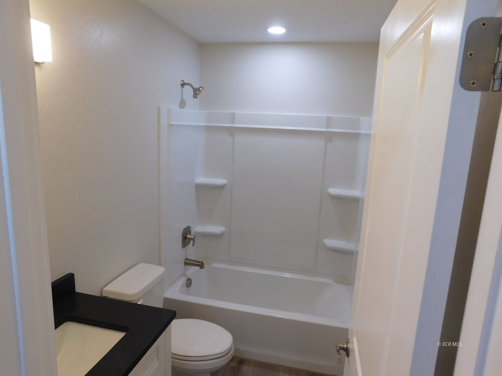 5736 Platte Avenue Property Photo 18