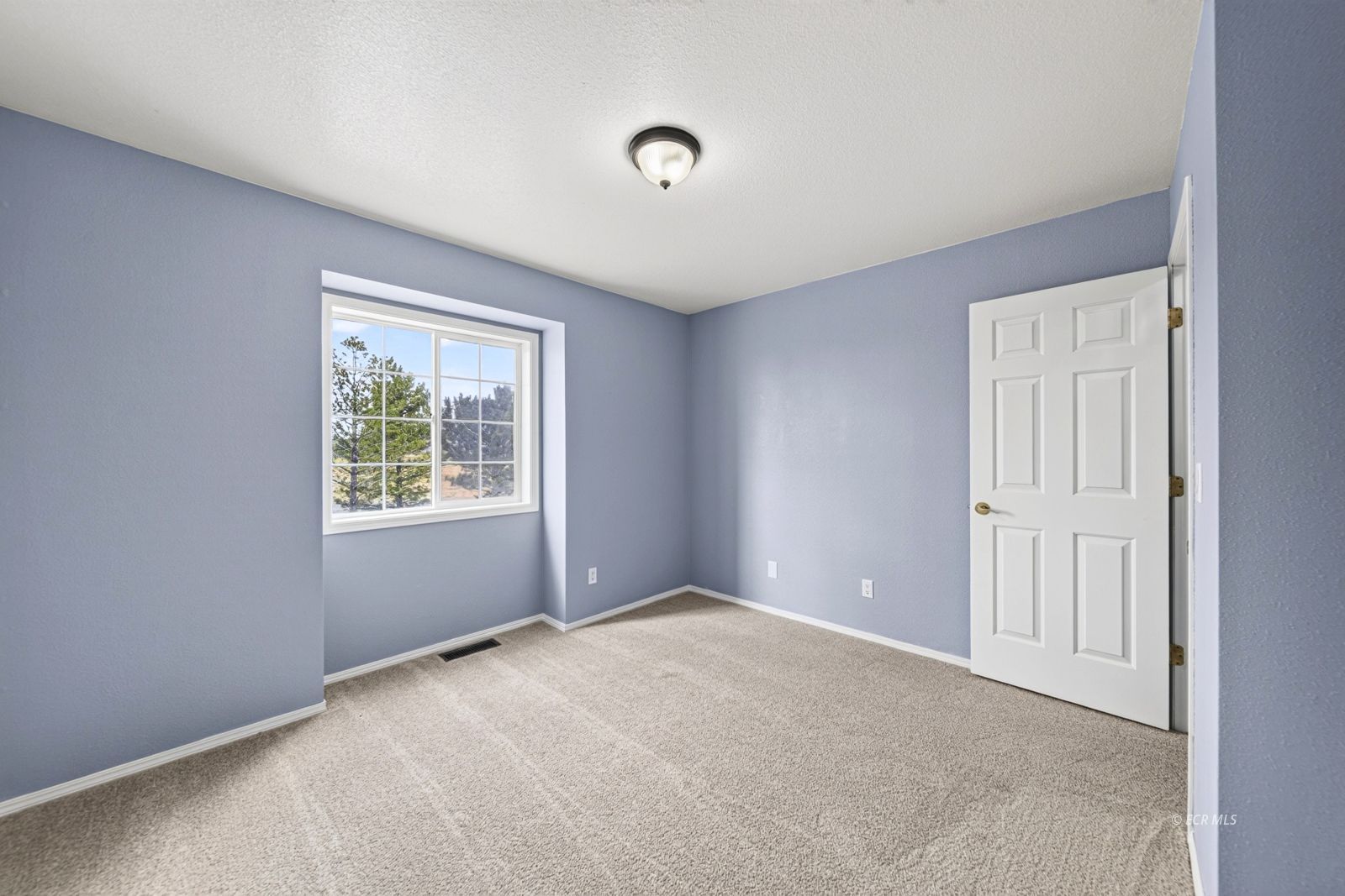 368 Oakmont Plaza Property Photo 13