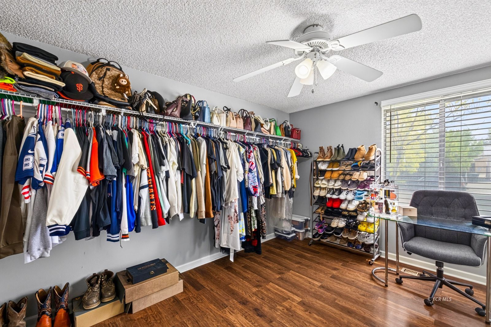 356 Barite Street Property Photo 23