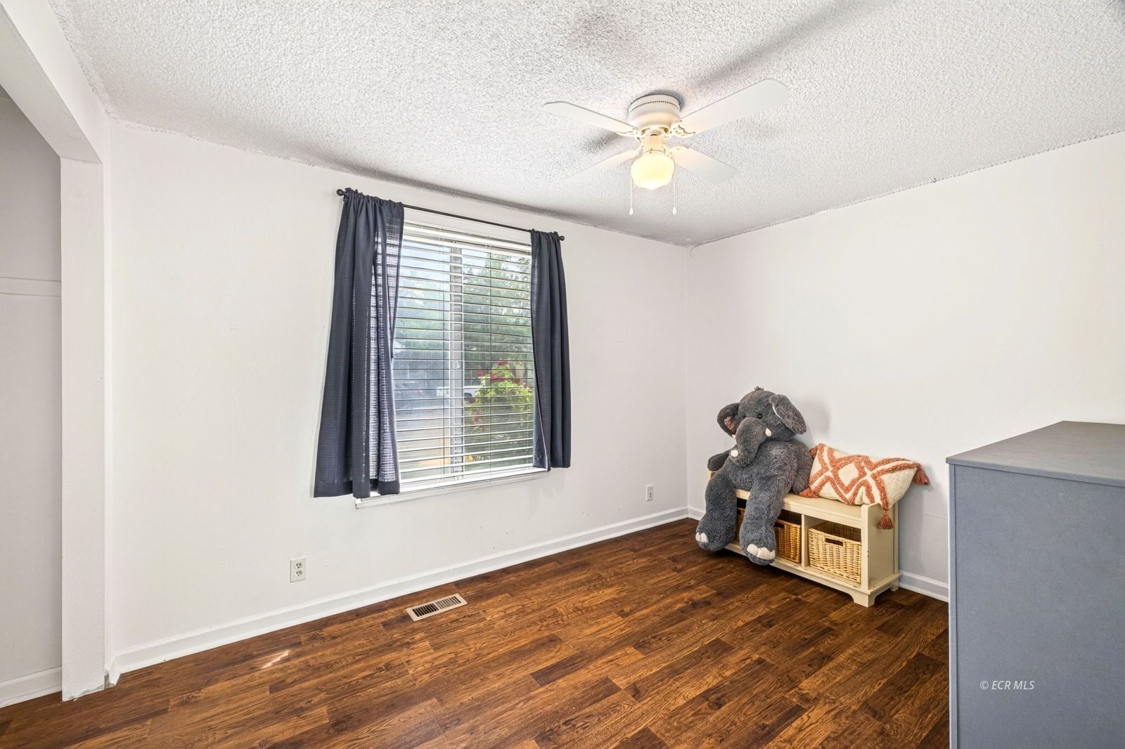 356 Barite Street Property Photo 24
