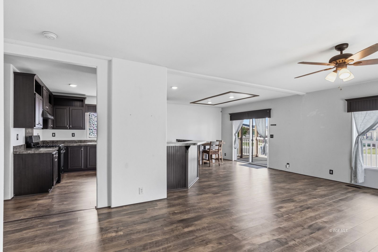 2219 Larkspur Street Property Photo 10