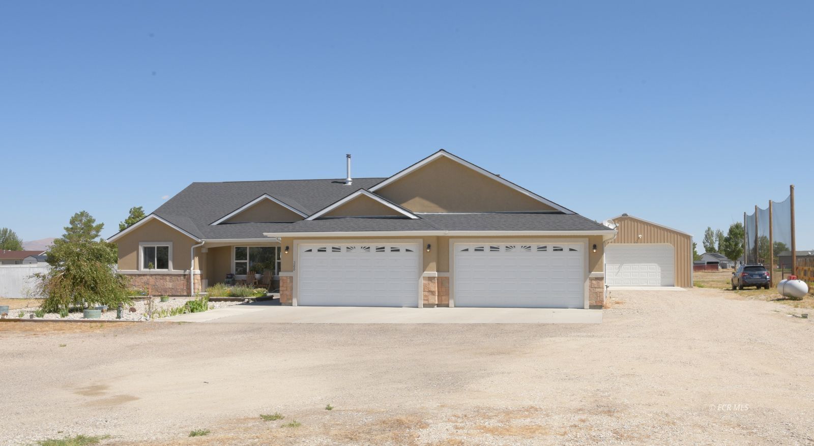 388 Lakeport Drive Property Photo 1