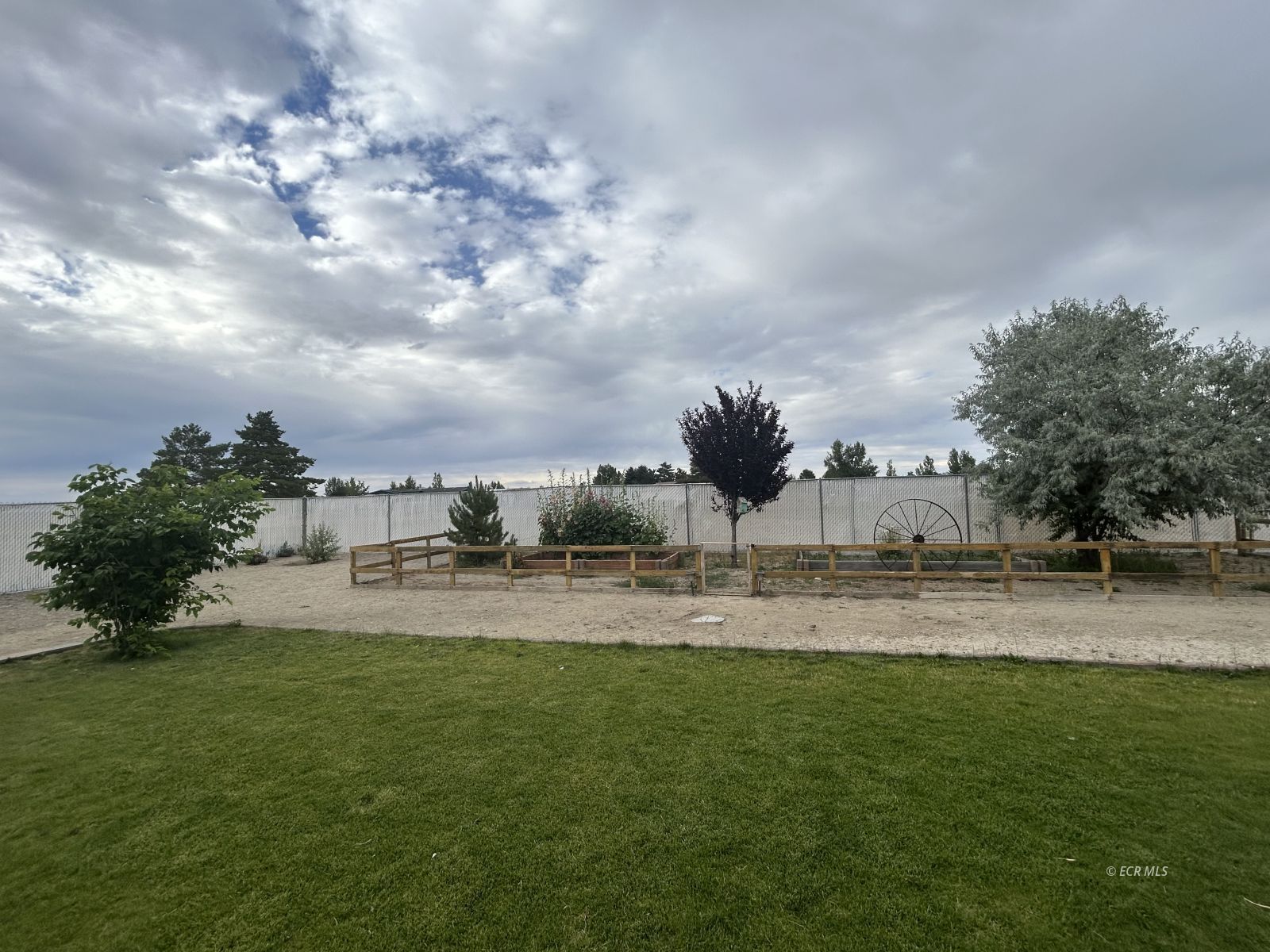 388 Lakeport Drive Property Photo 37