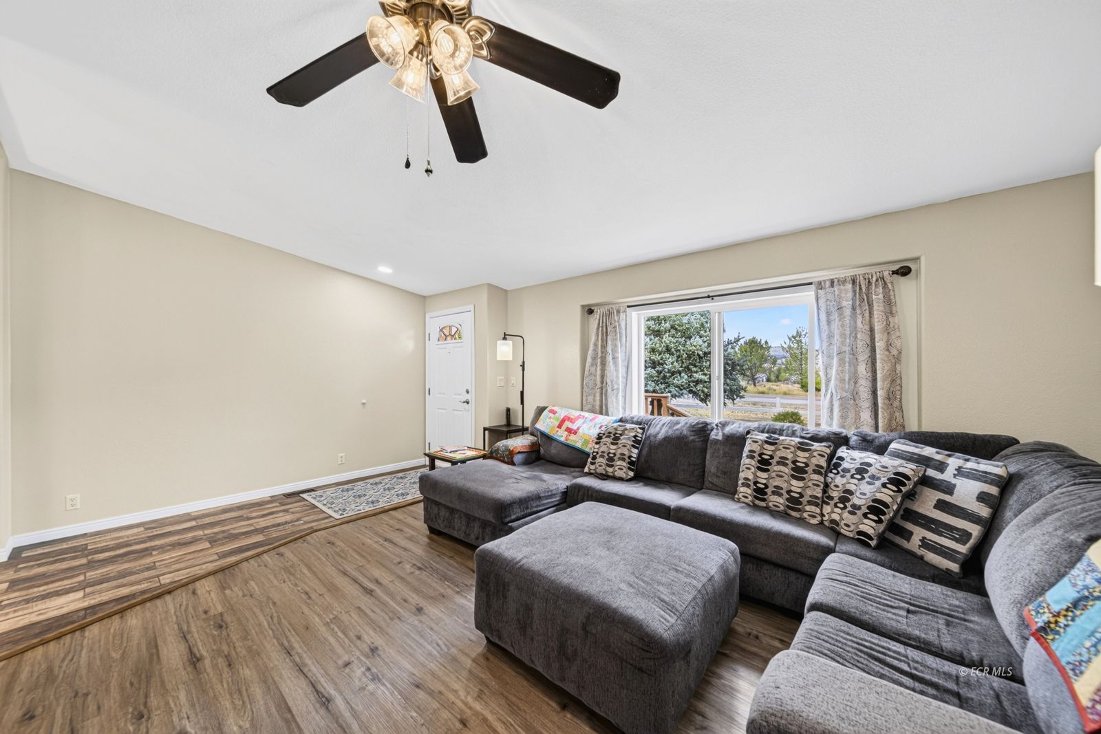 933 Spring Valley Parkway Property Photo 13