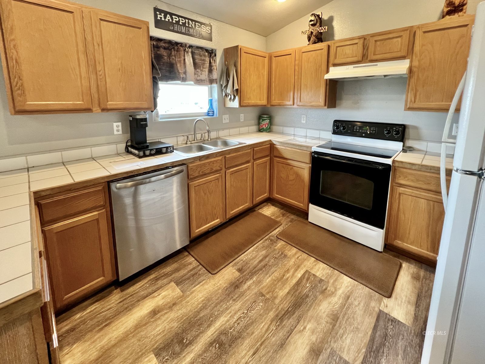 865 Black Oak Drive Property Photo 6