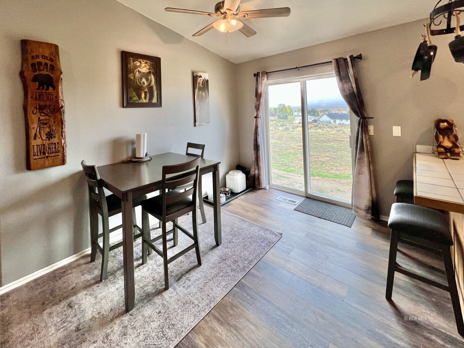 865 Black Oak Drive Property Photo 8