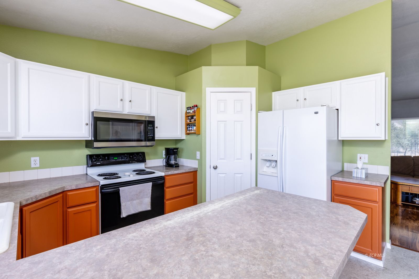 144 Charlwood Place Property Photo 13