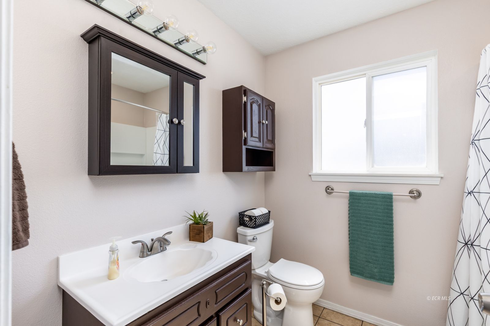 144 Charlwood Place Property Photo 21