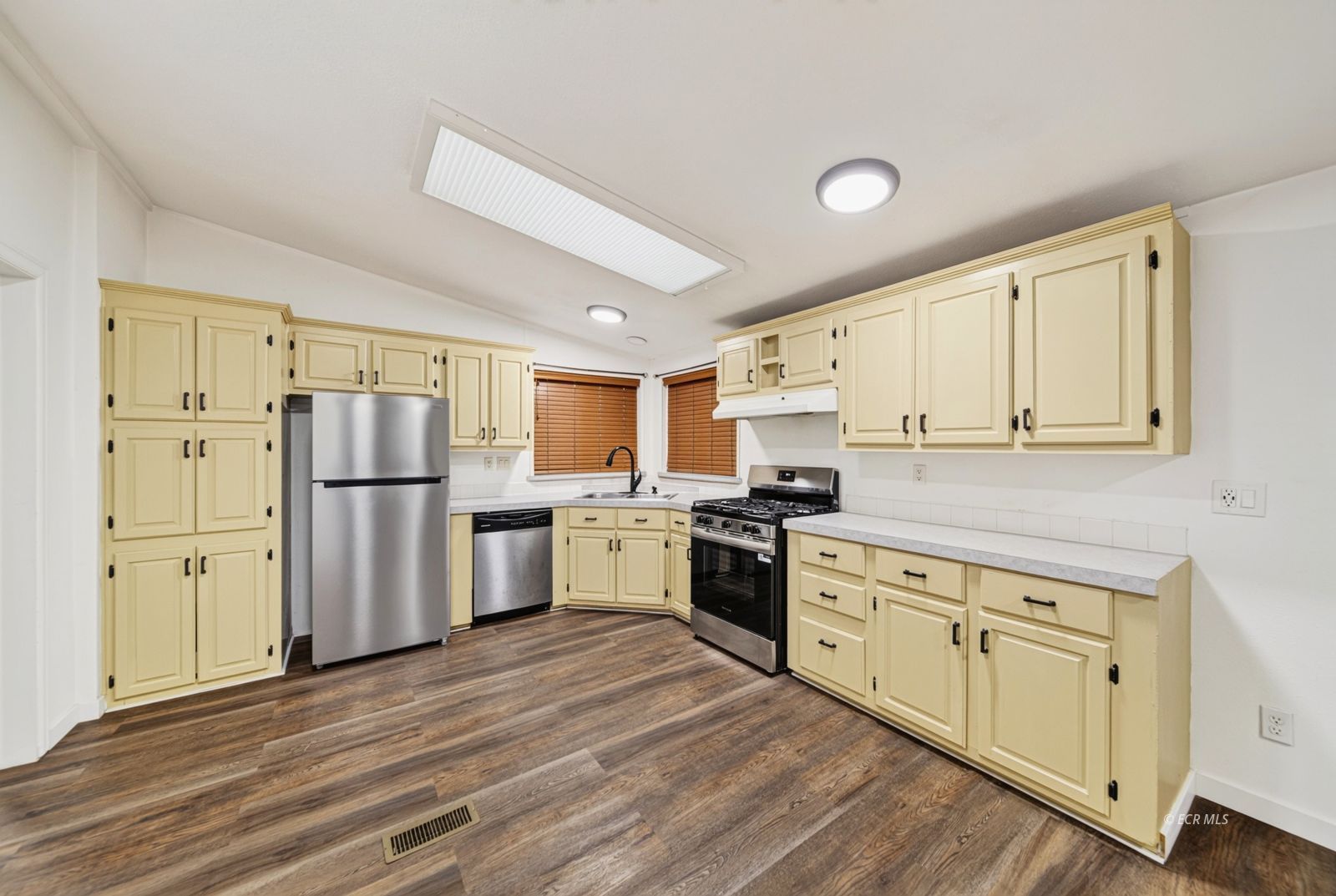 644 Bullion Road Property Photo 18