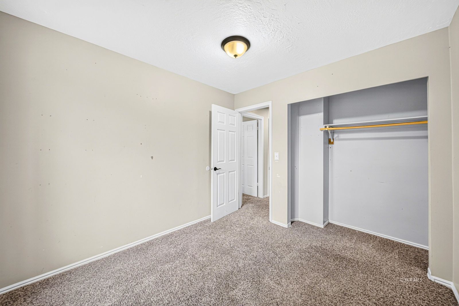 2126 Colonial Drive Property Photo 23