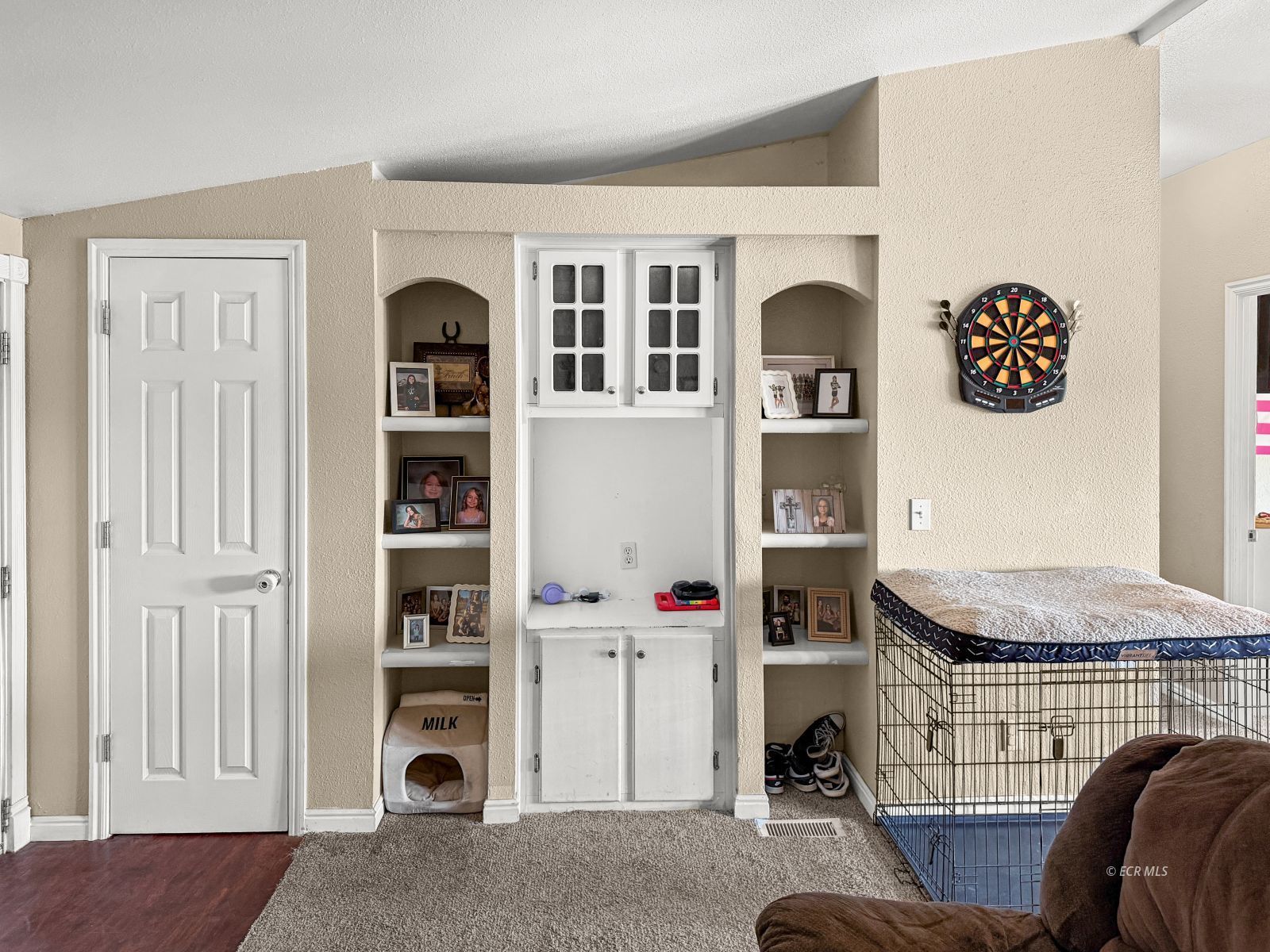 140 Sageglen Drive Property Photo 17