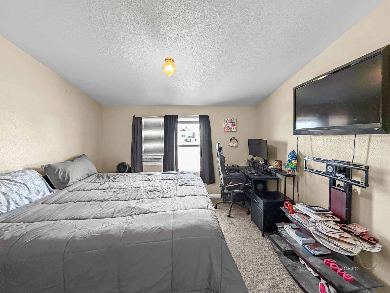 140 Sageglen Drive Property Photo 28