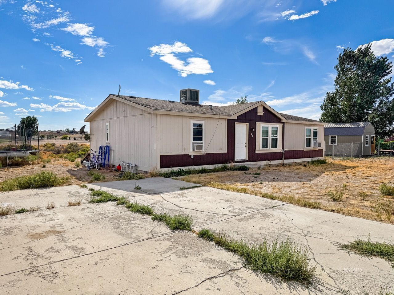 140 Sageglen Drive Property Photo 38
