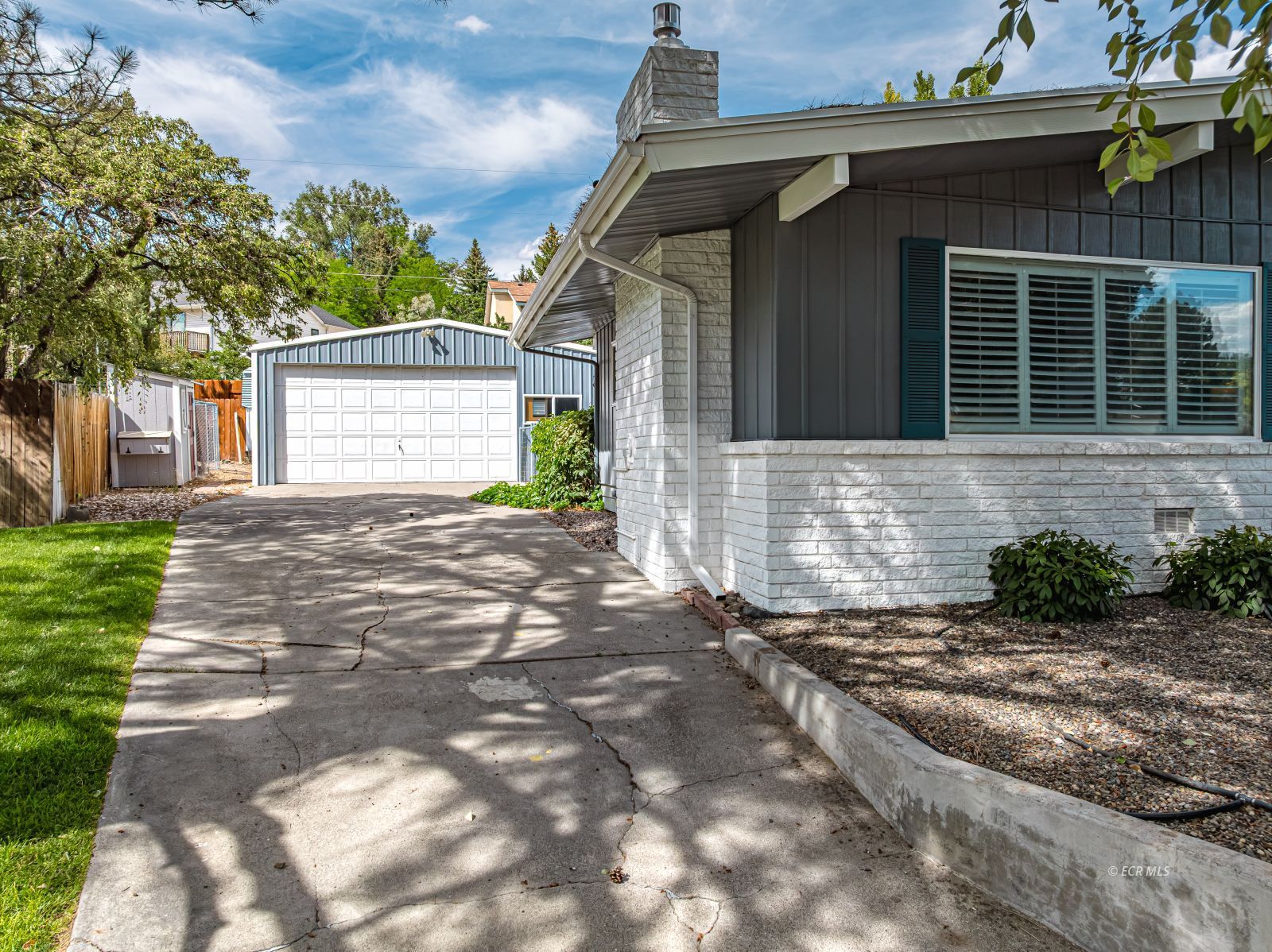 1213 Hannah Drive Property Photo 4