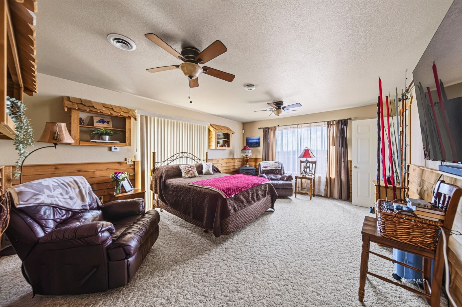534 Spring Creek Parkway Property Photo 16