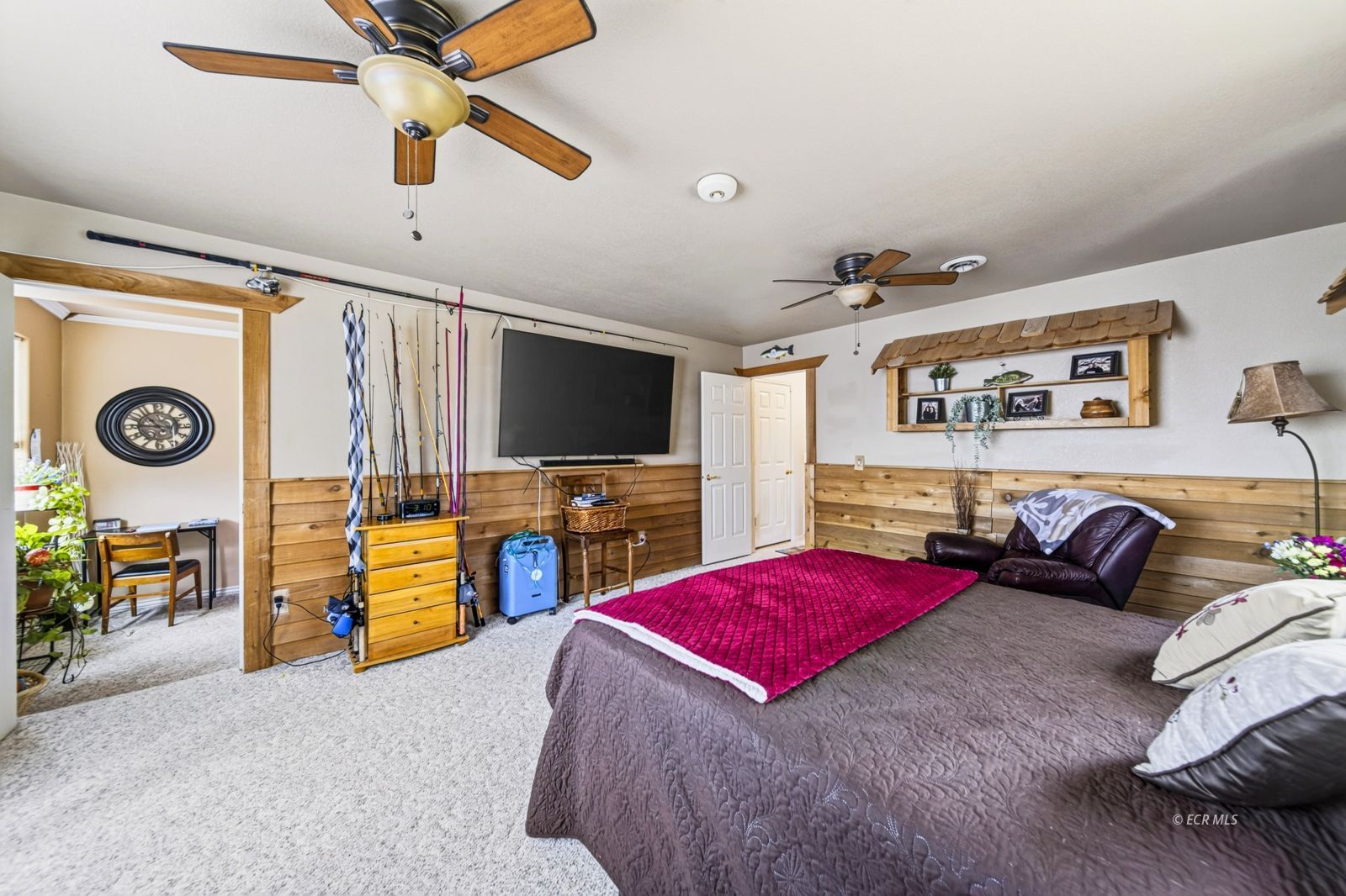 534 Spring Creek Parkway Property Photo 17