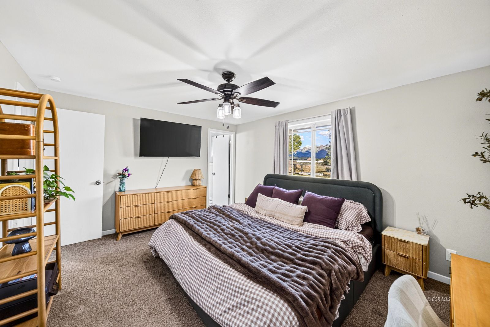 13 Lawndale Court Property Photo 17