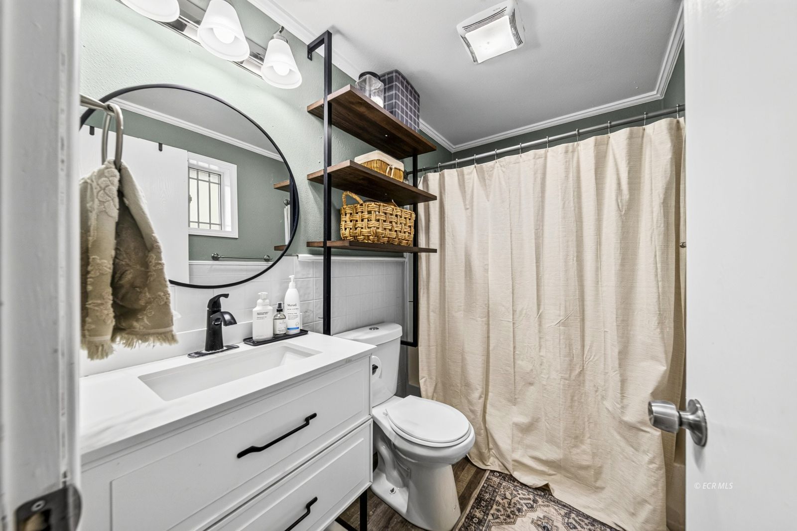 13 Lawndale Court Property Photo 19
