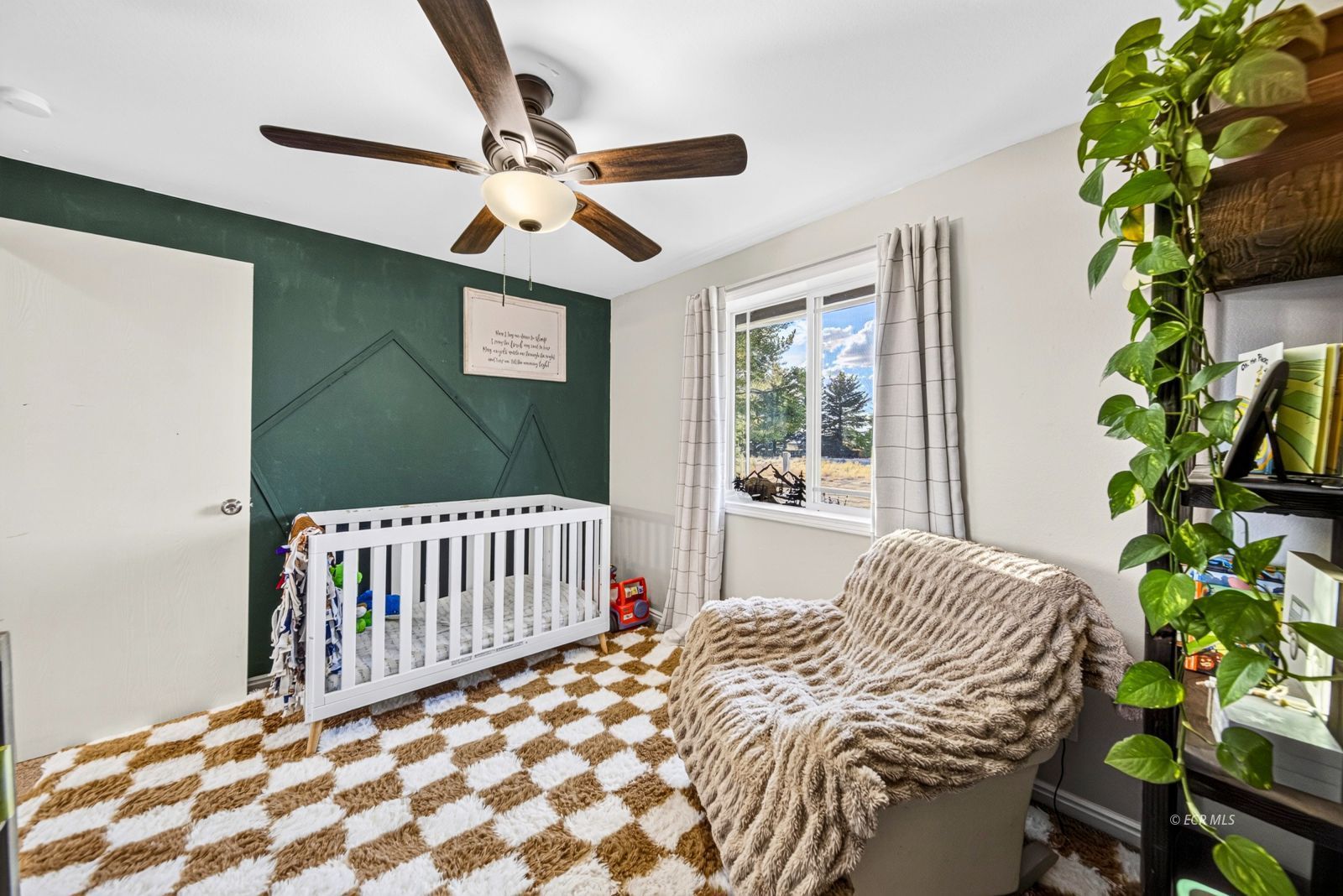 13 Lawndale Court Property Photo 25