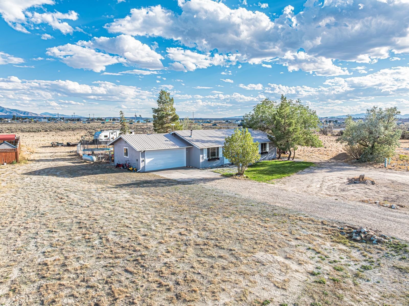 13 Lawndale Court Property Photo 31