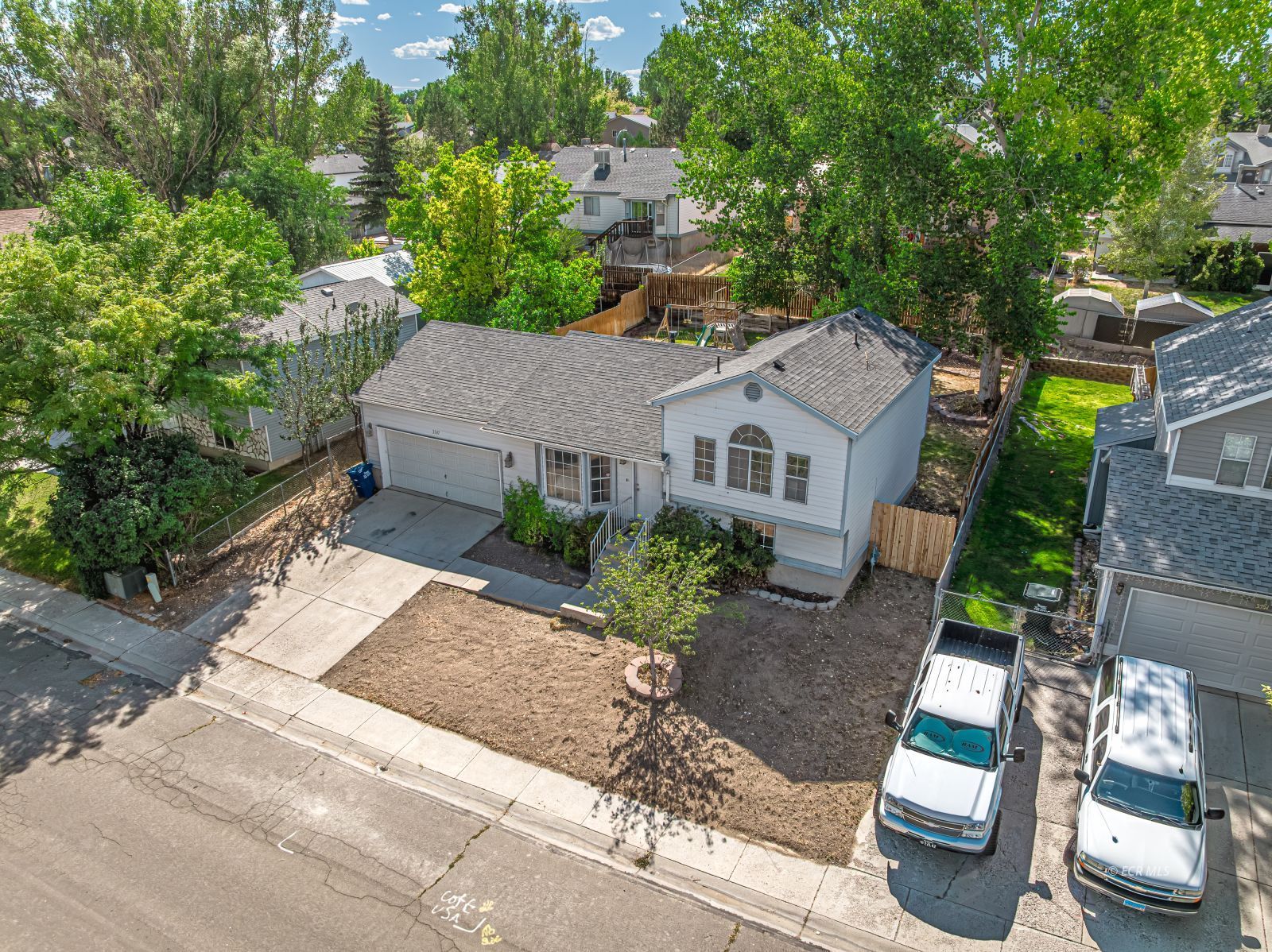 3547 Desert Plains Avenue Property Photo 2