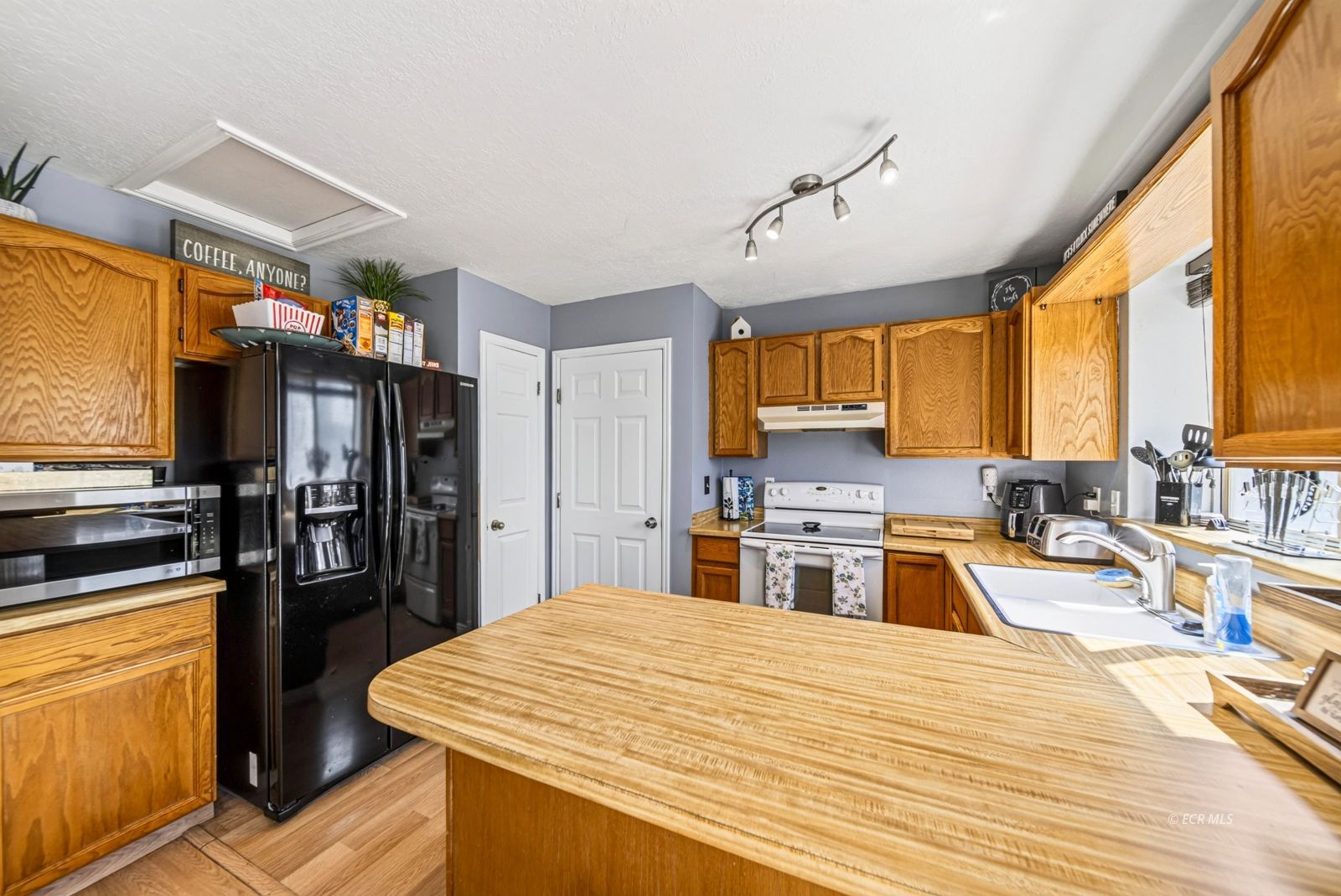 3547 Desert Plains Avenue Property Photo 10