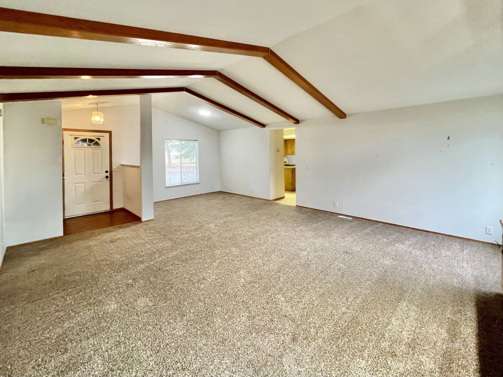 592 Gilia Place Property Photo 4